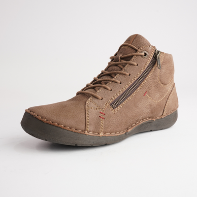 Fergey 67 Castagne Ankle Boots