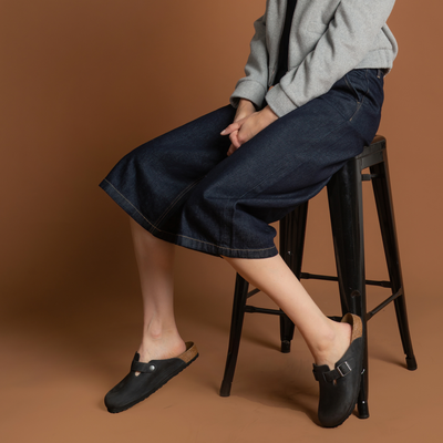 Boston Oiled Leather Black Flats