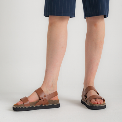 Hunter Rich Tan Leather Sandals