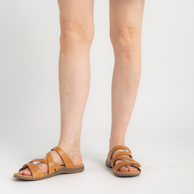 Double U Caramel Leather Sandals