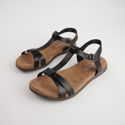 Fabricia 01 Black Leather Sandals