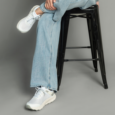 Antora 4 White Pigeon Sneakers