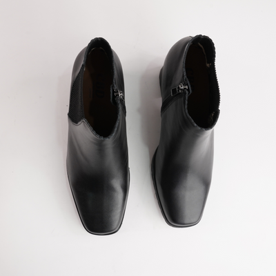 Loz Black Leather Ankle Boots