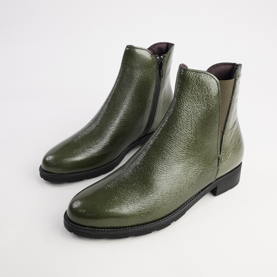 10182 Verde Leather Ankle Boots