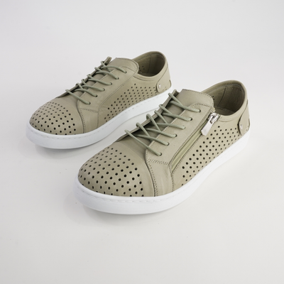 Eg17 Pistachio Leather Sneakers