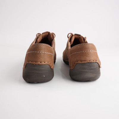 Fergey 20 Castagne Leather Lace Up Flats