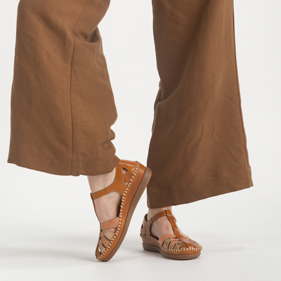 W8k-0705c1 Brandy Leather Sandals