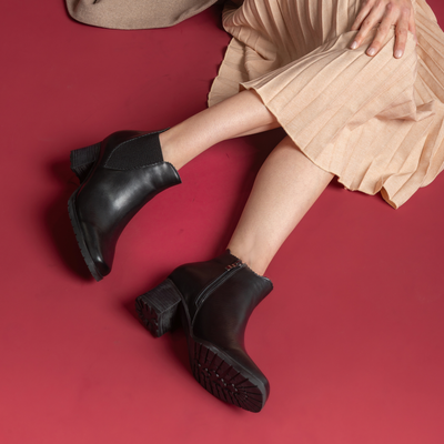 Loz Black Leather Ankle Boots