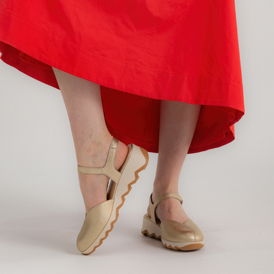 Cobi Platino Leather Wedges