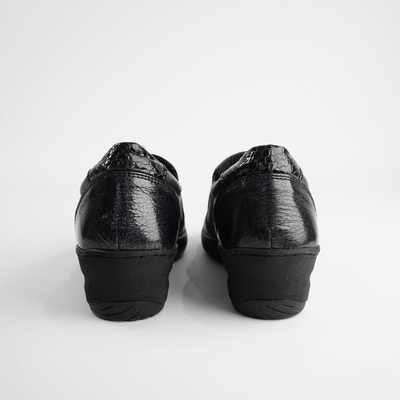 Cp461-18 Black Patent Leather Flats