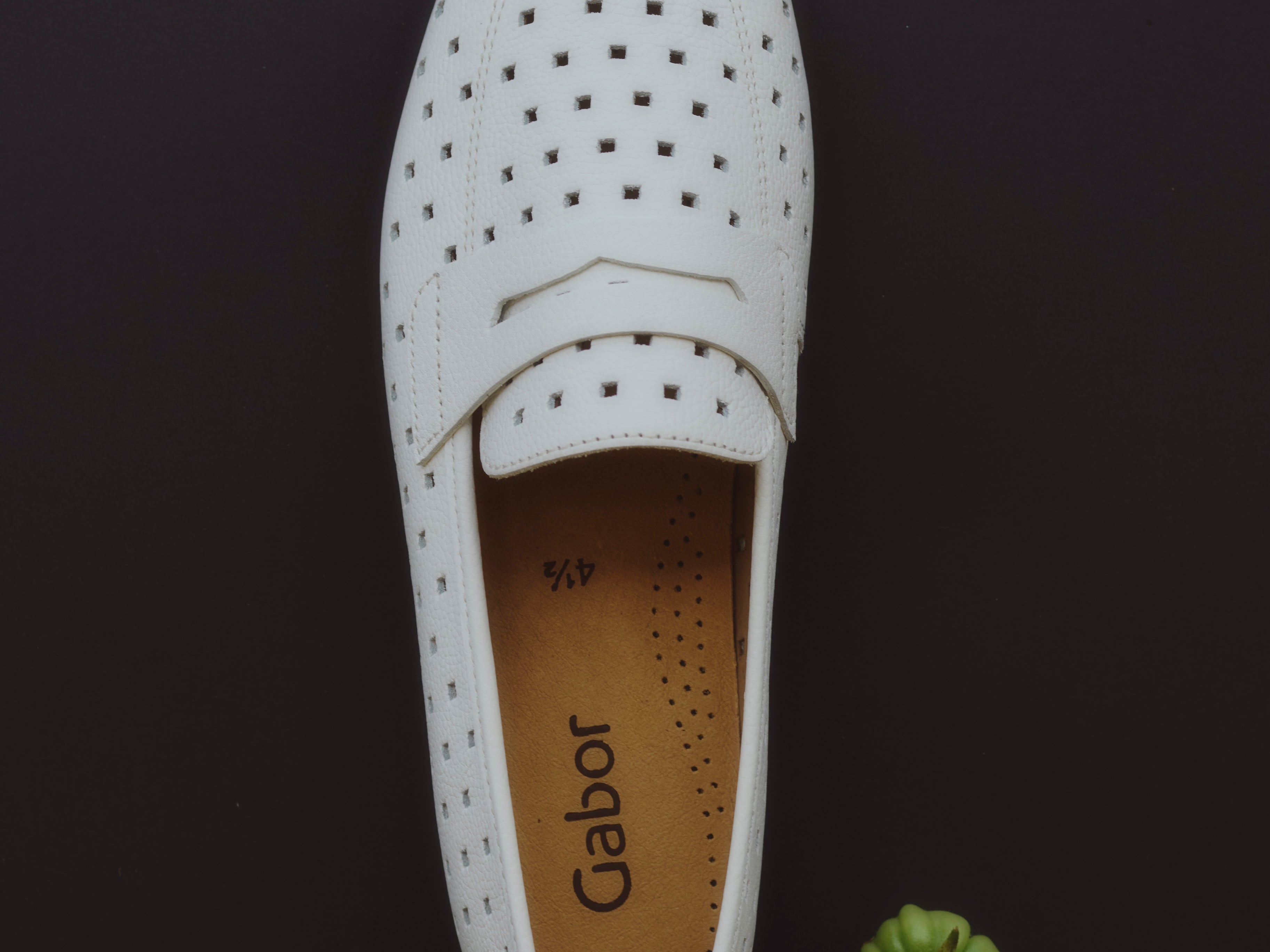 Gabor Loafers: Timeless Comfort for Summer