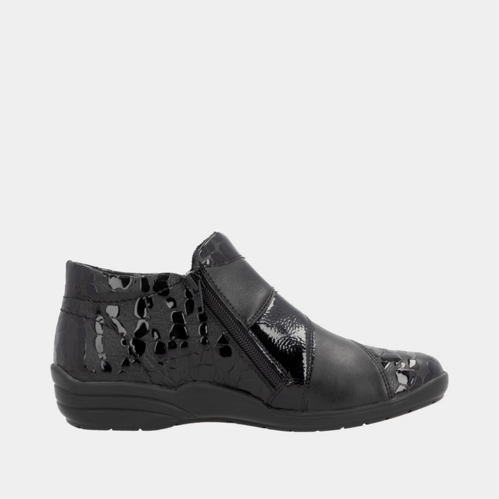 R7674 Schwarz Patent Leather Boots