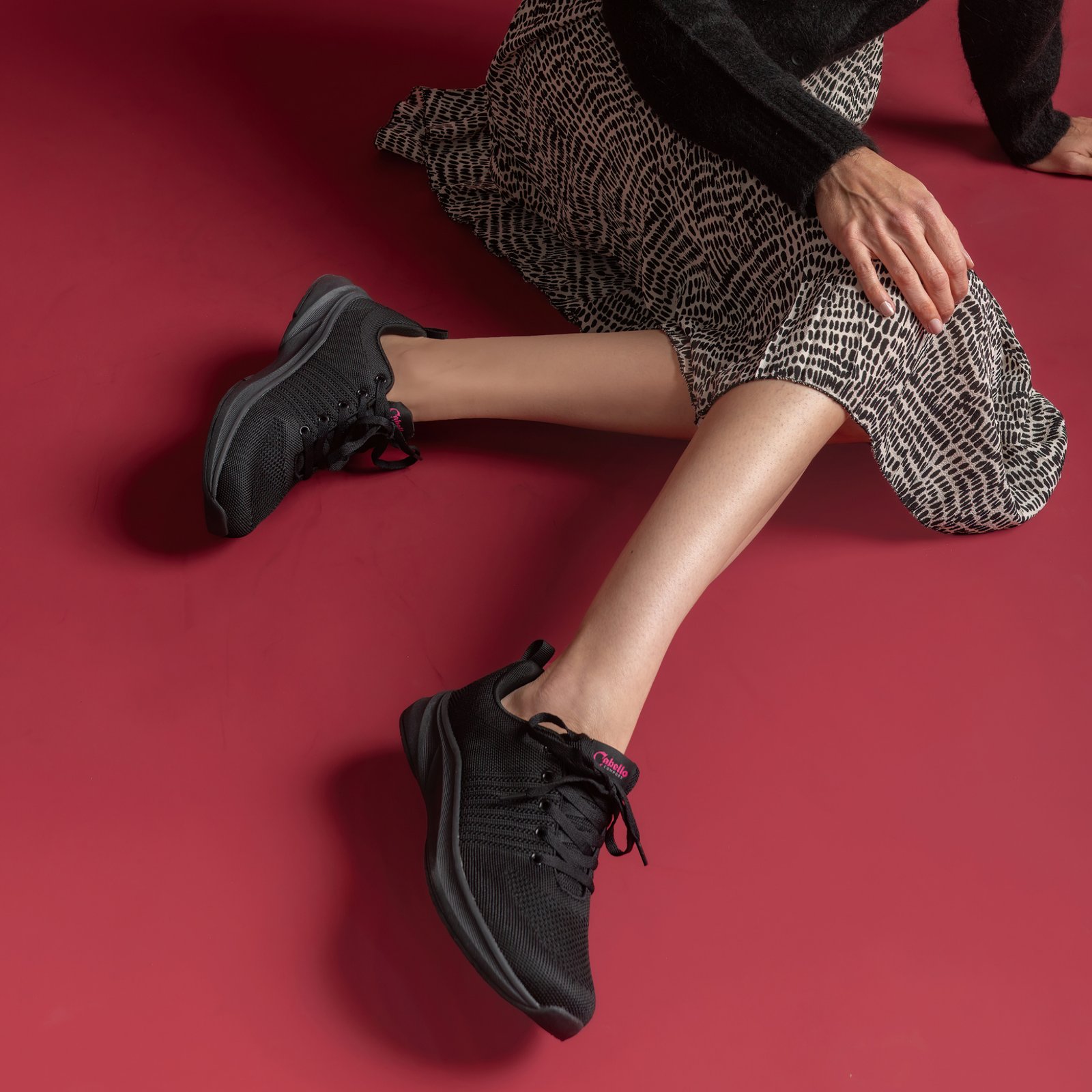 Walker Black/ Black Sneakers