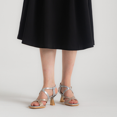 Hv253879 Champagne/ Silver Leather Heels