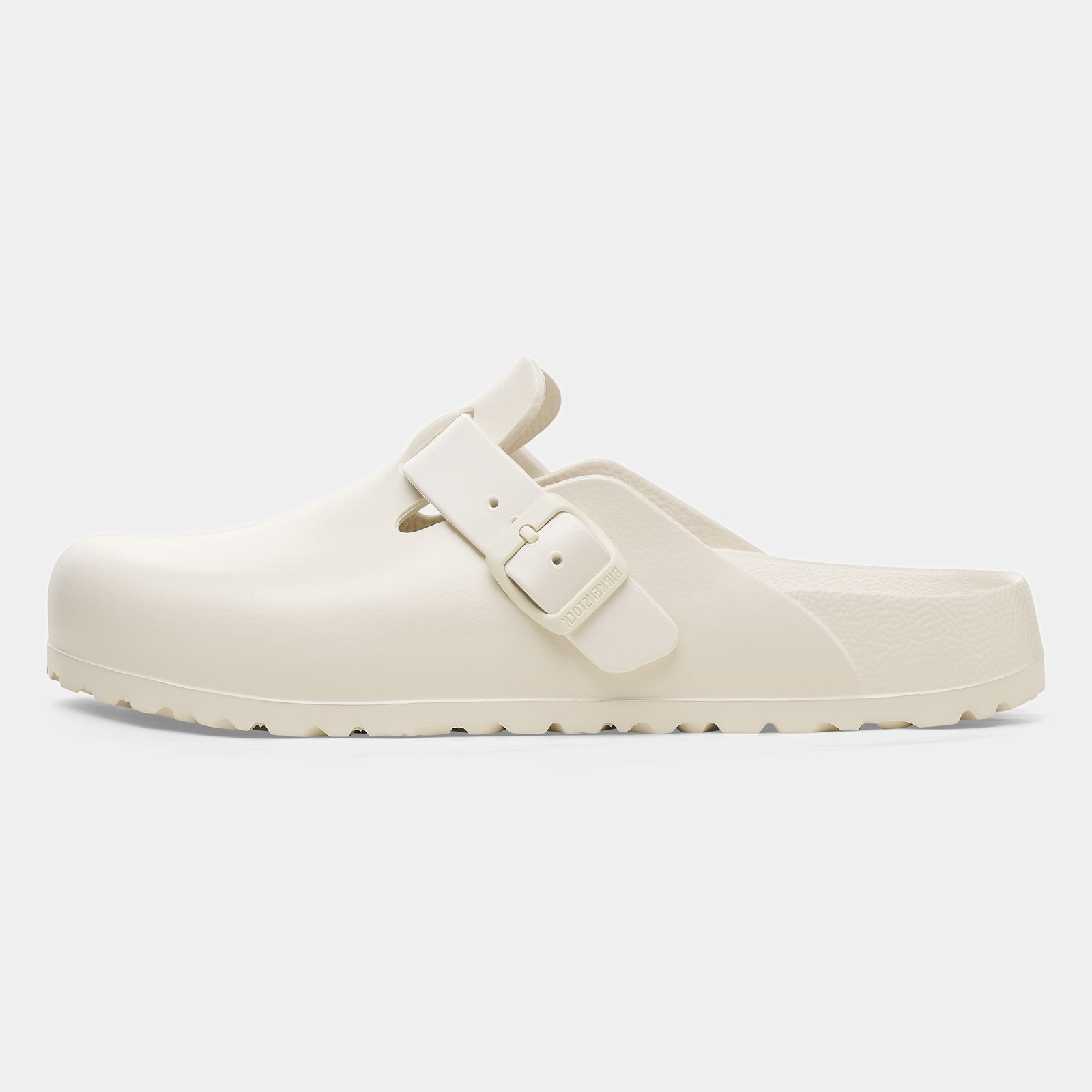 Boston Eva Eggshell Flats