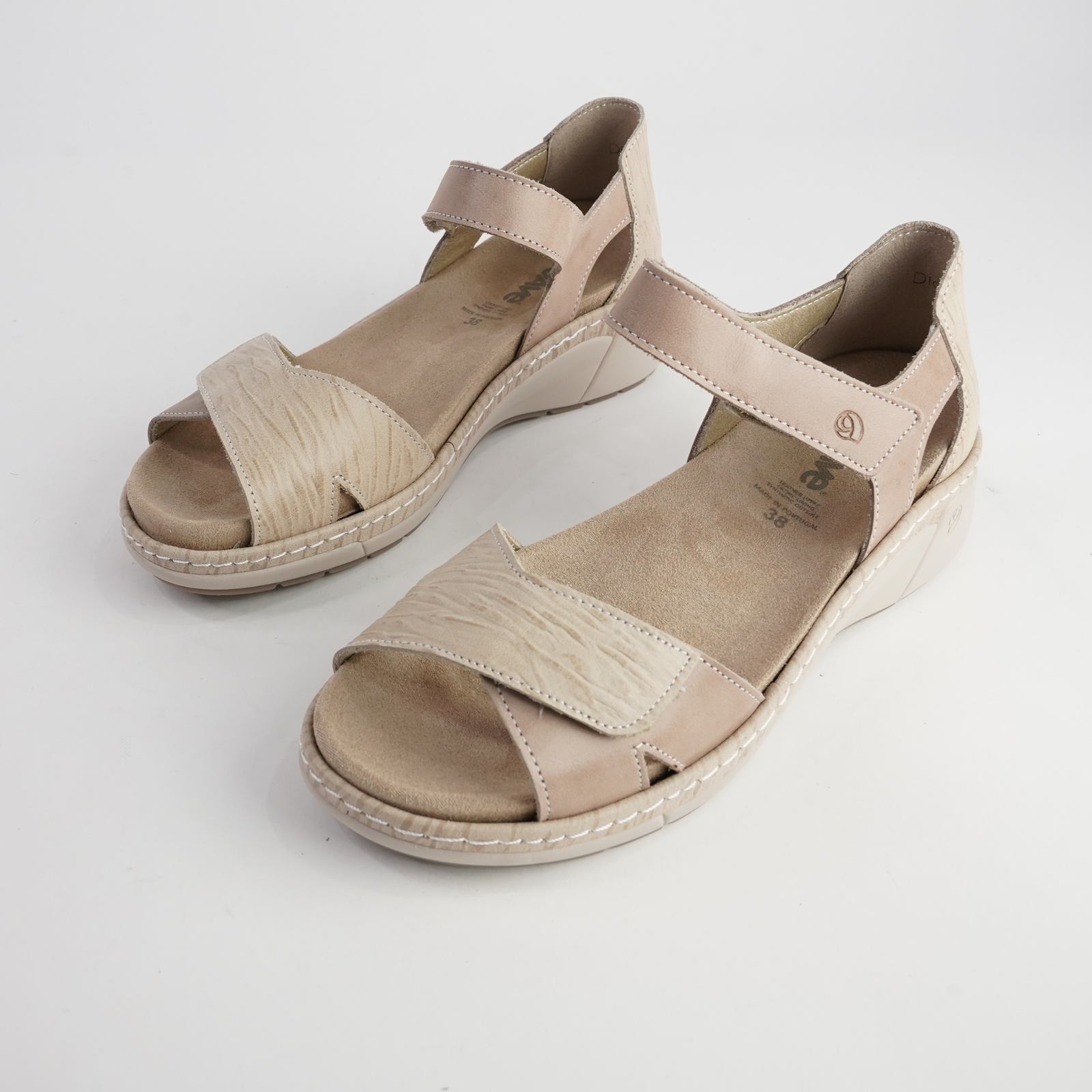 Dickens Sandy Leather Sandals