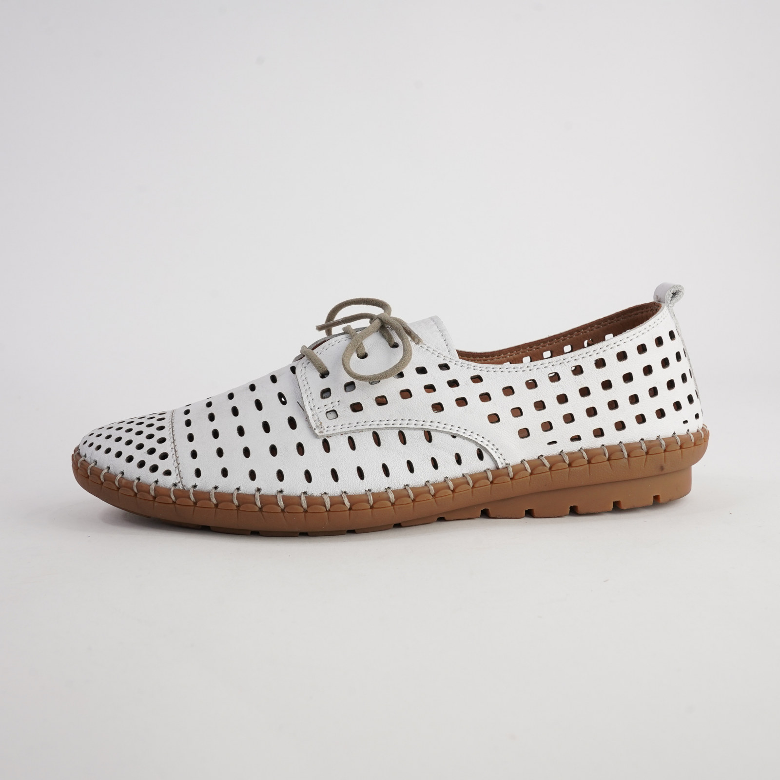 Kroon White Leather Lace Up Flats