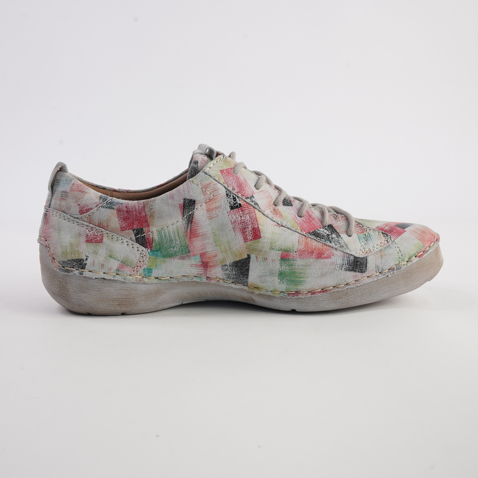 Fergey 56 Painty Leather Sneakers