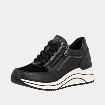 D0T16 Schwarz Leather Sneakers