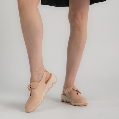 Claudia Palo Leather Wedges