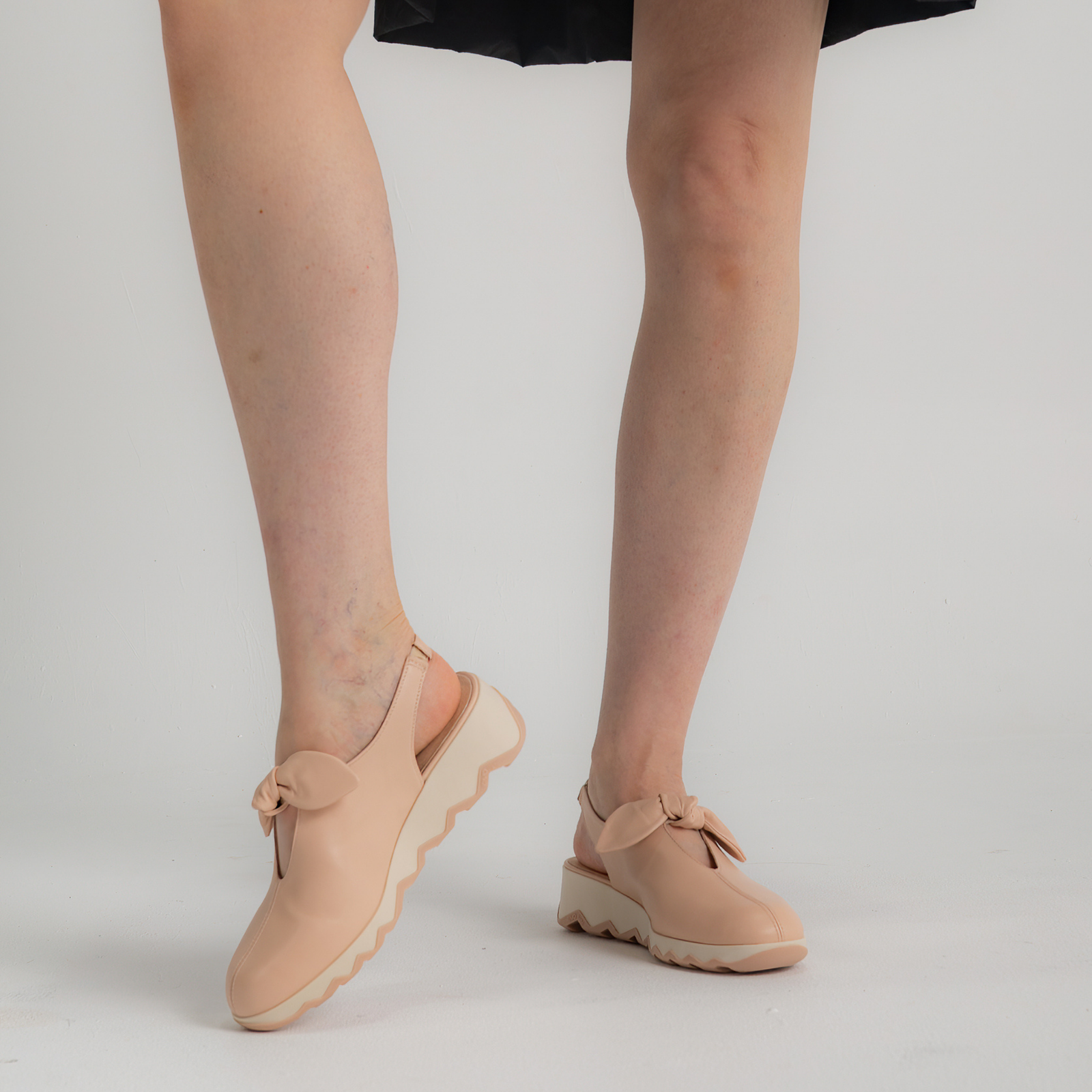 Claudia Palo Leather Wedges