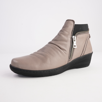 CP791-18 Taupe Leather Ankle Boots