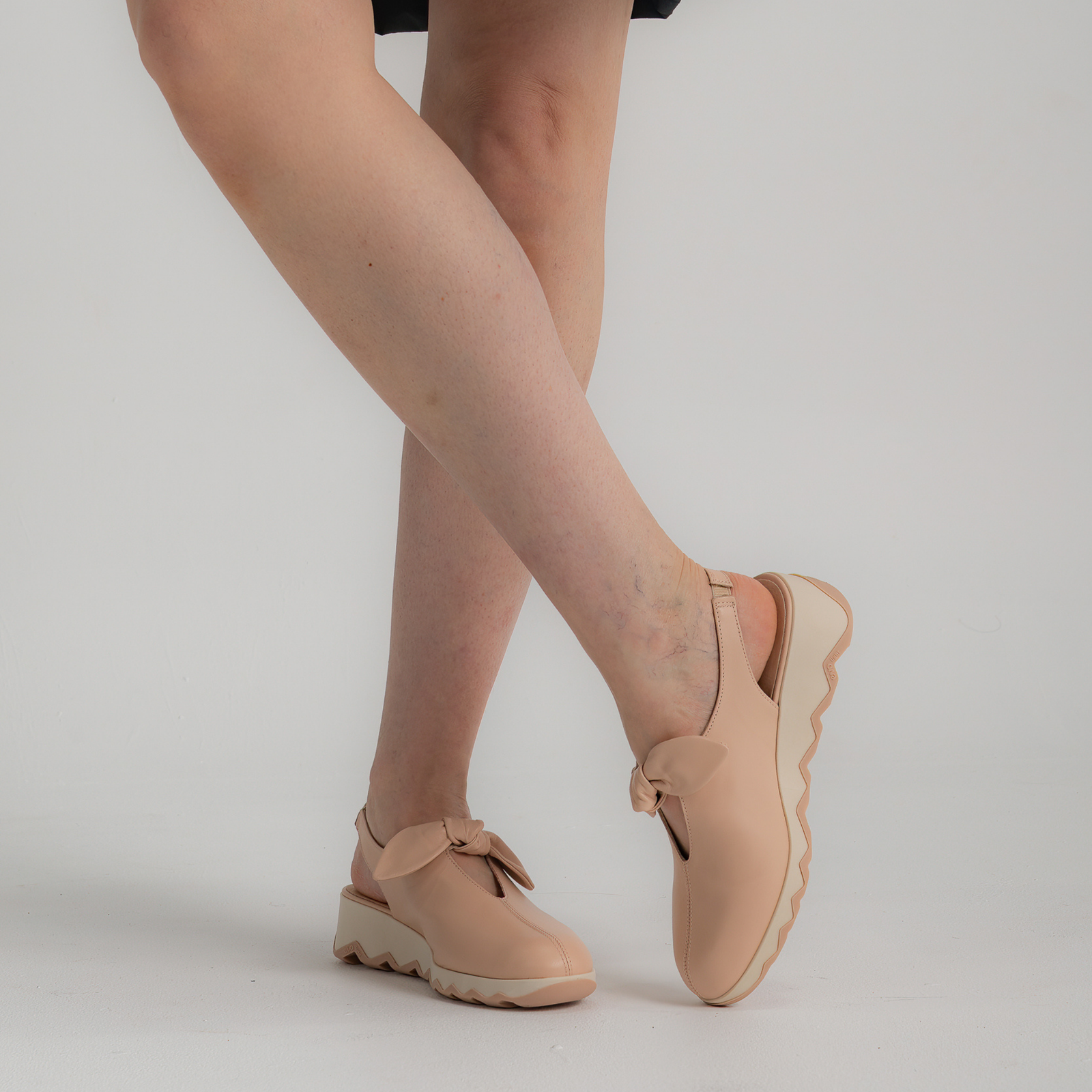 Claudia Palo Leather Wedges