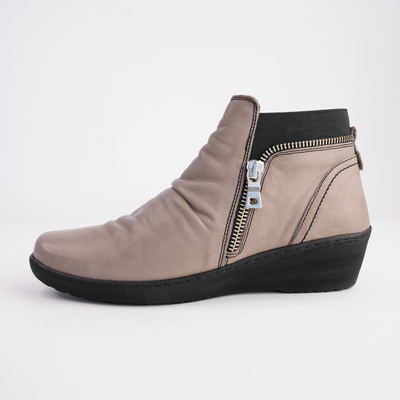 CP791-18 Taupe Leather Ankle Boots