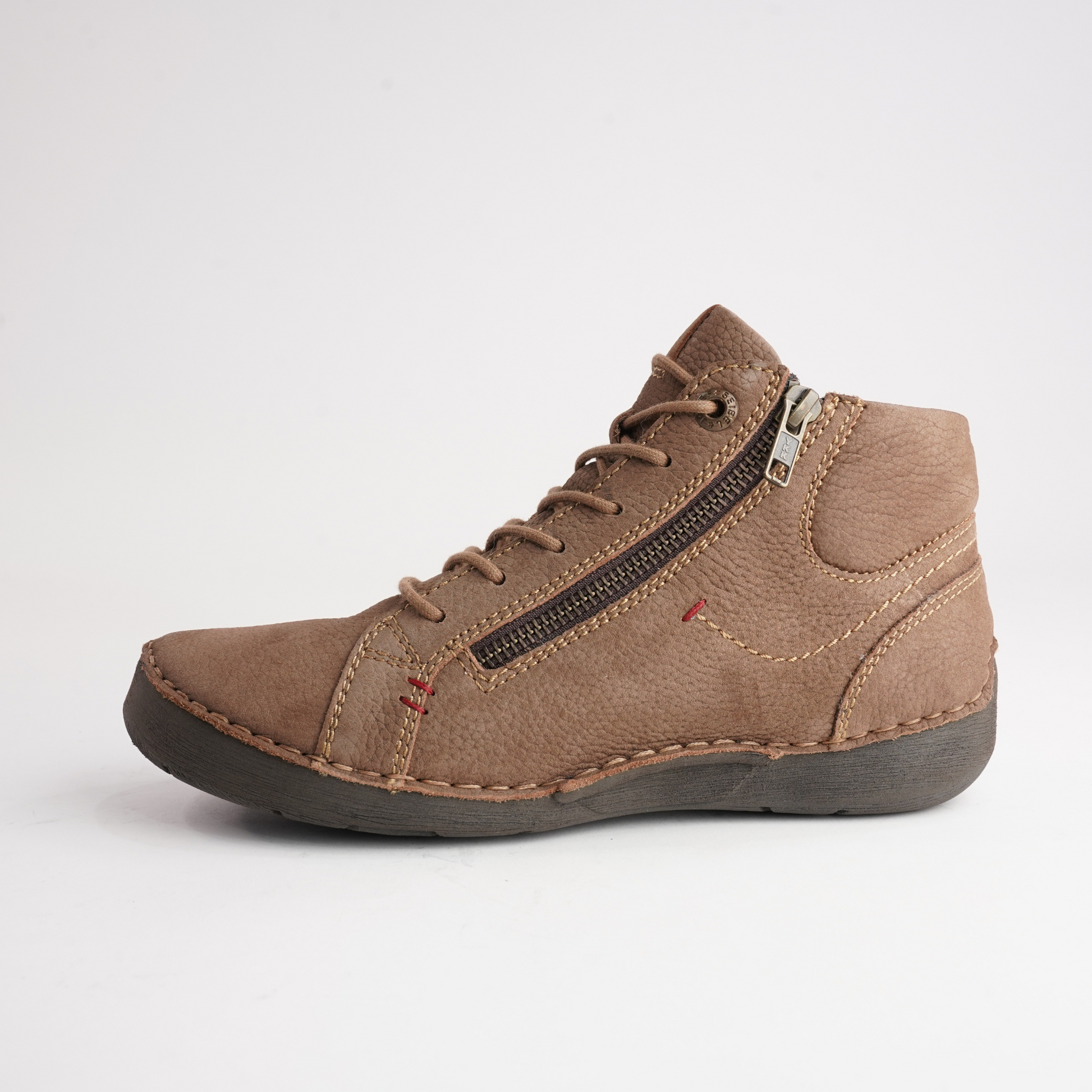 Fergey 67 Castagne Ankle Boots