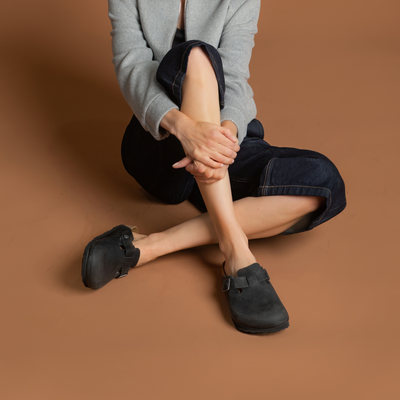 Boston Oiled Leather Black Flats