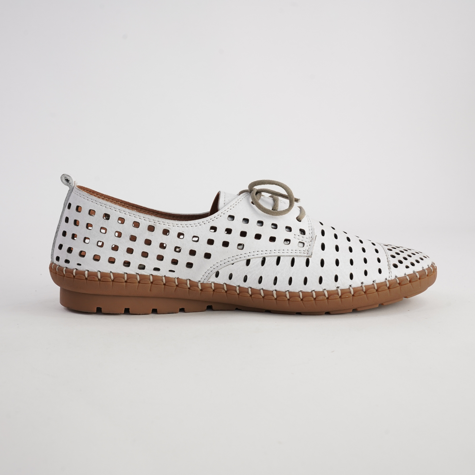 Kroon White Leather Lace Up Flats