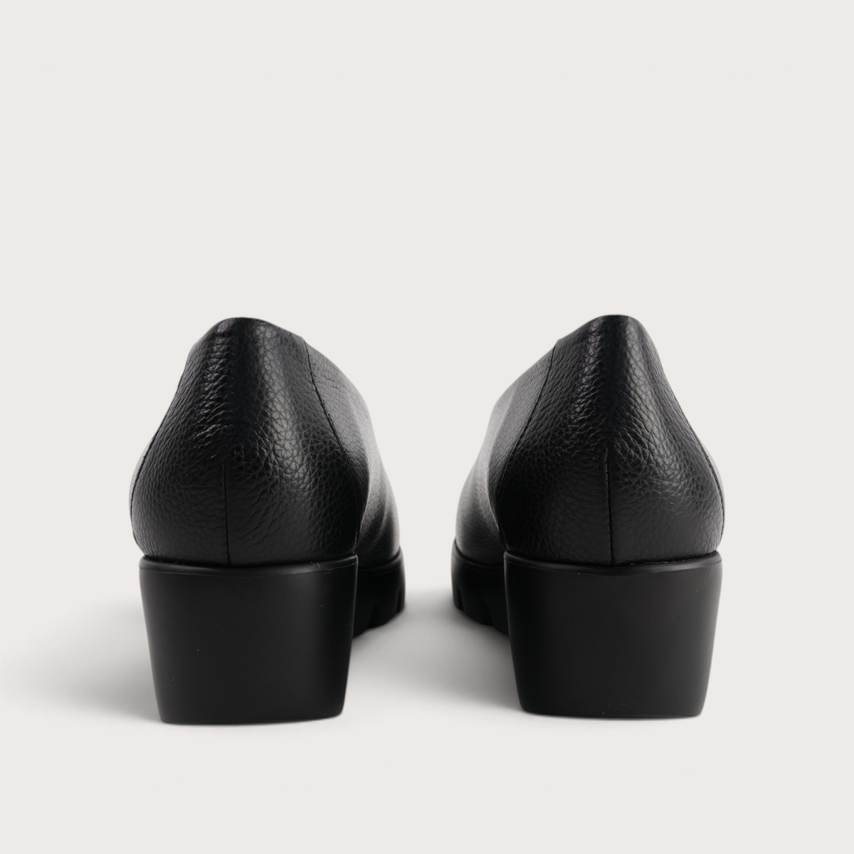Caroline Black/ Black Leather Flats
