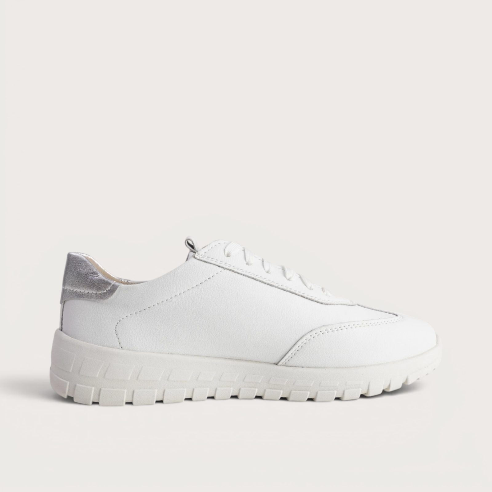 Gabby 01 White Silver Sneakers