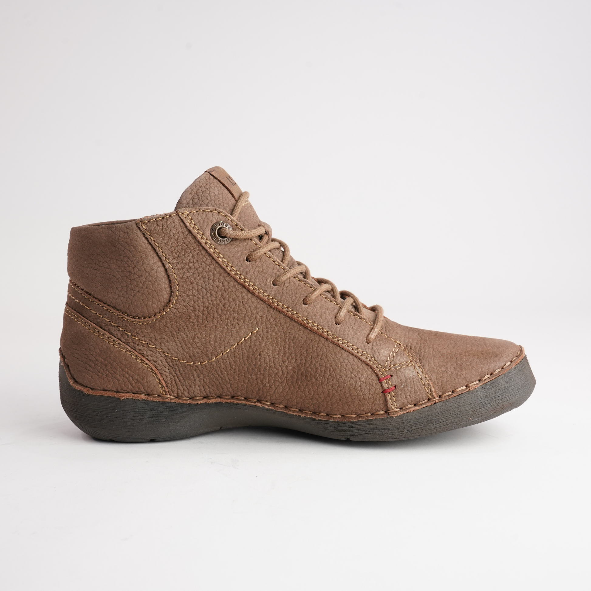 Fergey 67 Castagne Ankle Boots