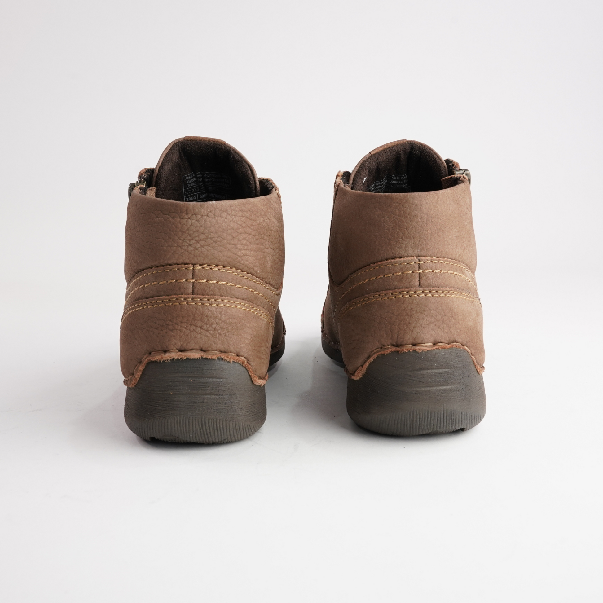 Fergey 67 Castagne Ankle Boots
