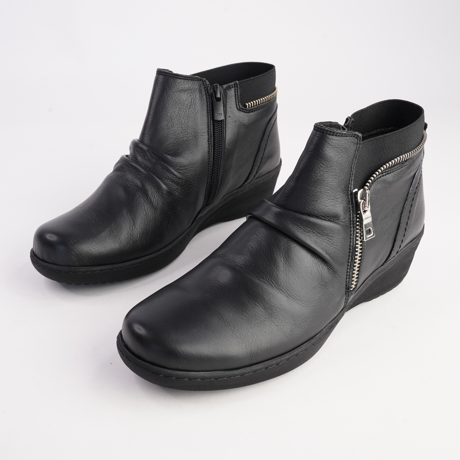 CP791-18 Black Leather Ankle Boots