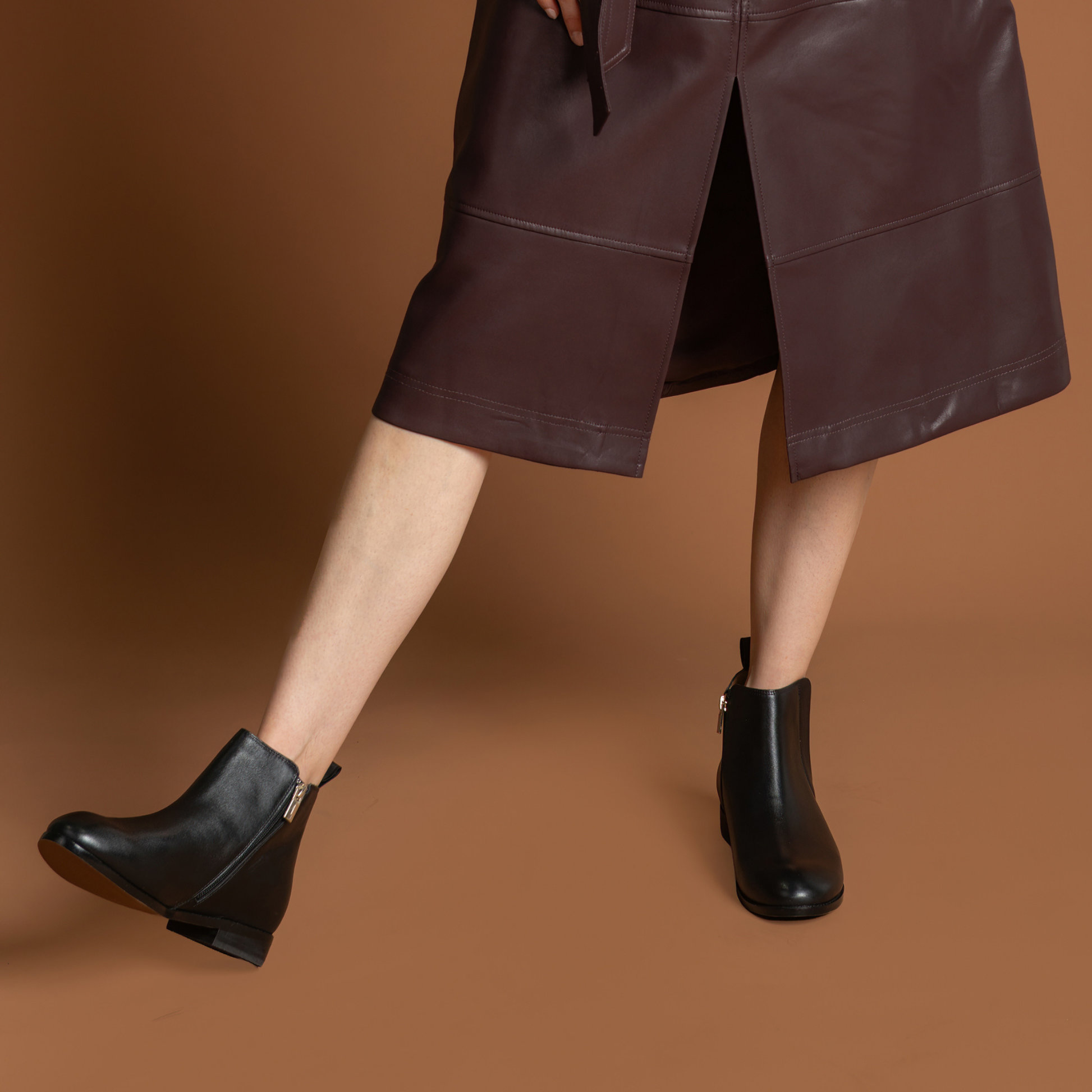 Austen II Black Leather Ankle Boots