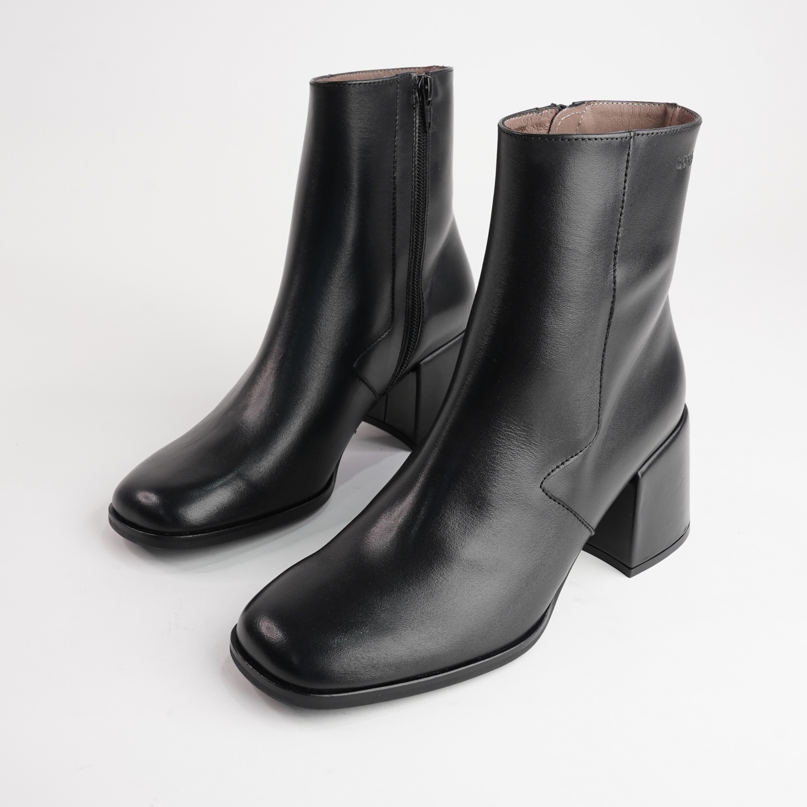 Vesper Black Leather Ankle Boots