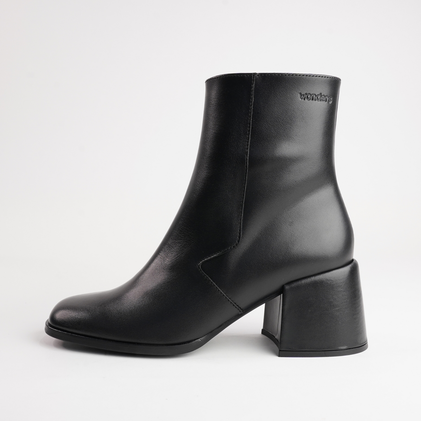 Vesper Black Leather Ankle Boots
