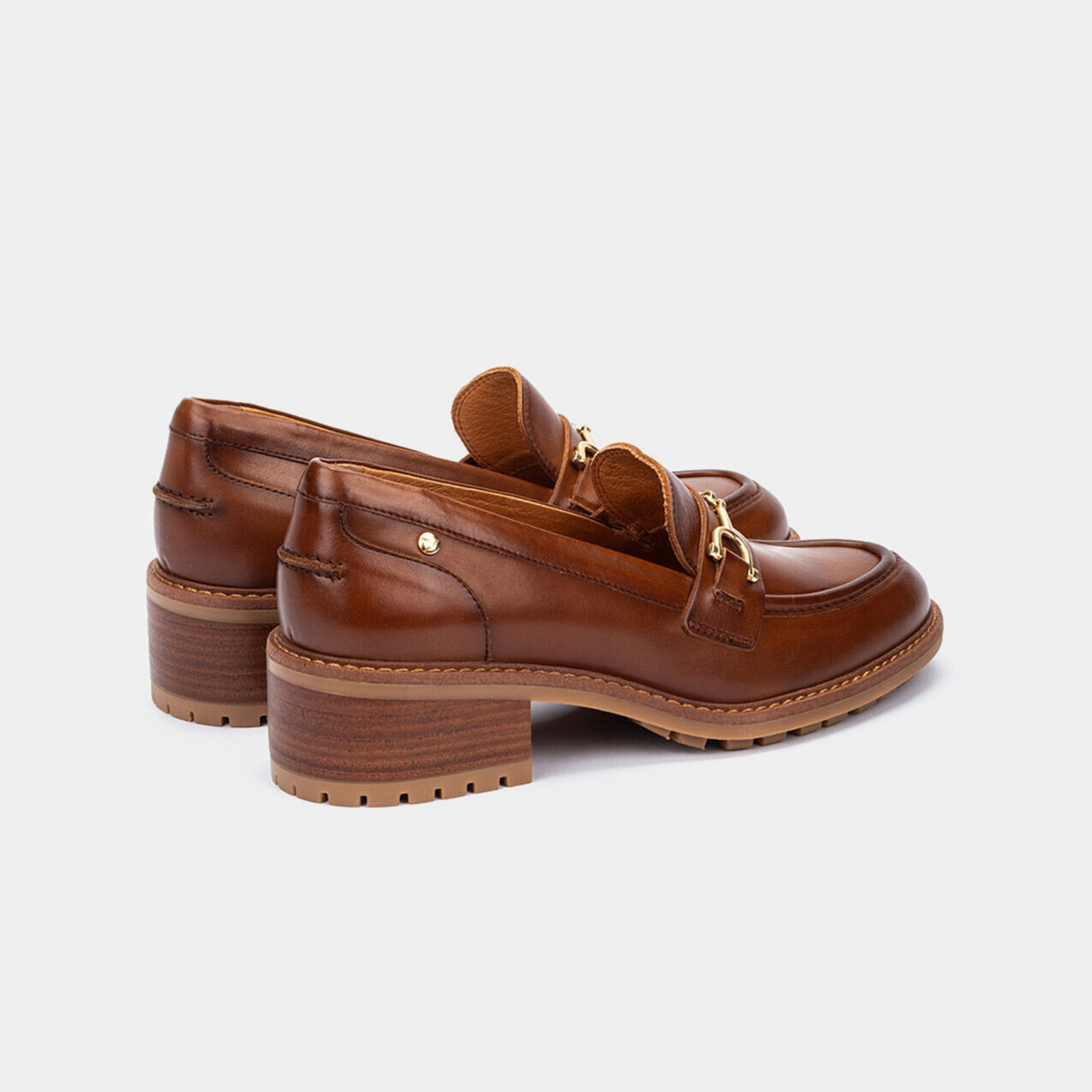 W0D-3920 Cuero Leather Loafers