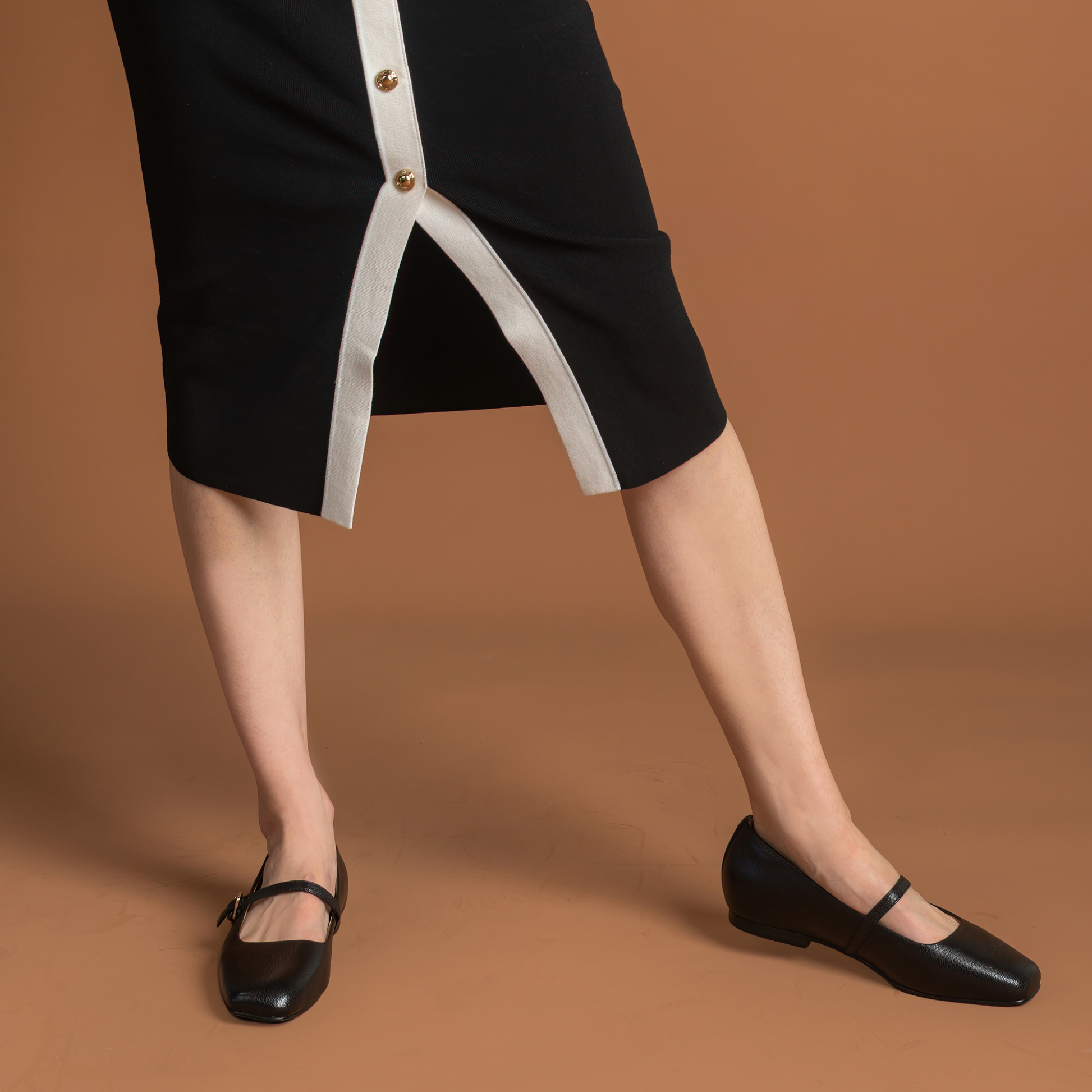 Hepburn Black Tumbled Leather Ballet Flats