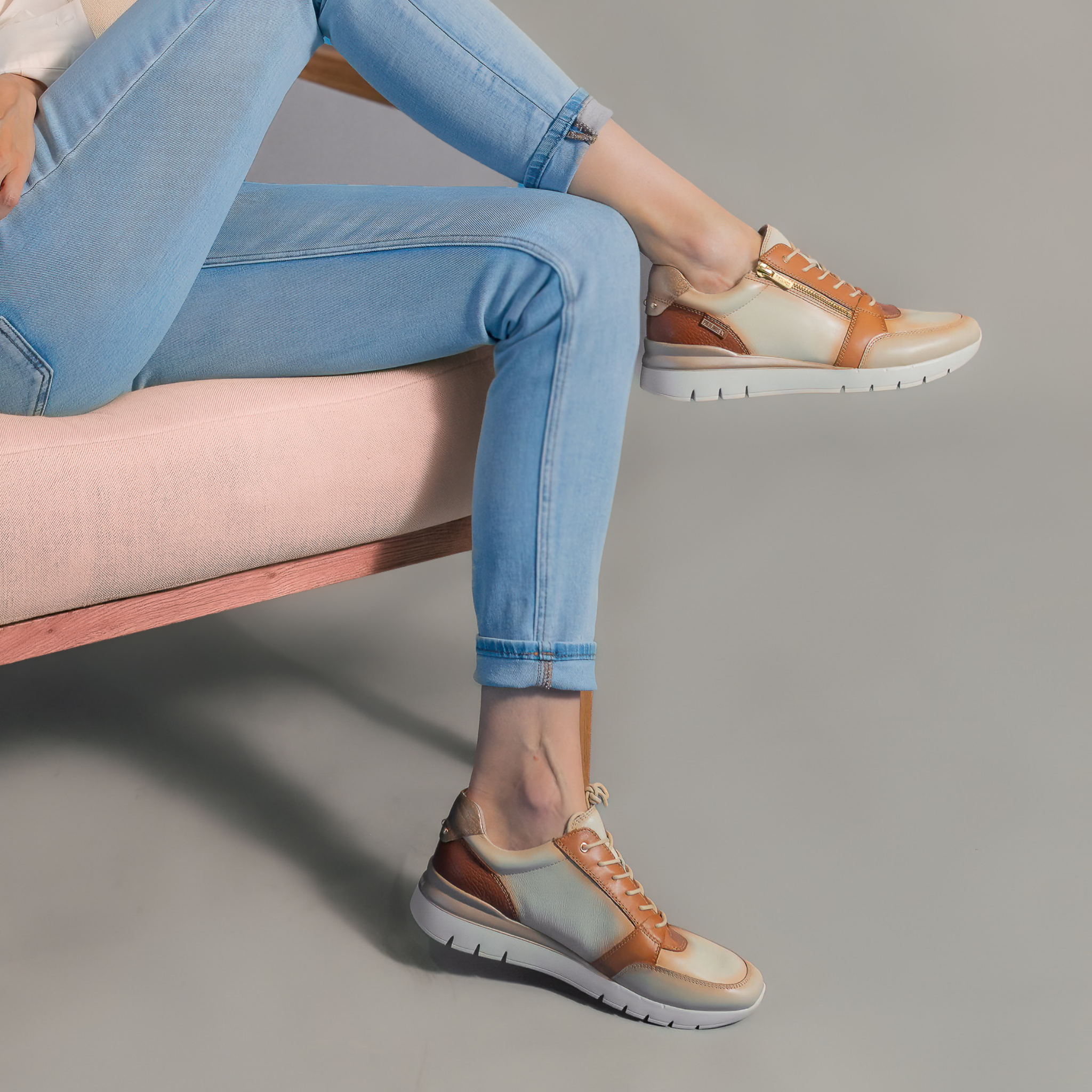W4R-6718C4 Nata Leather Sneakers