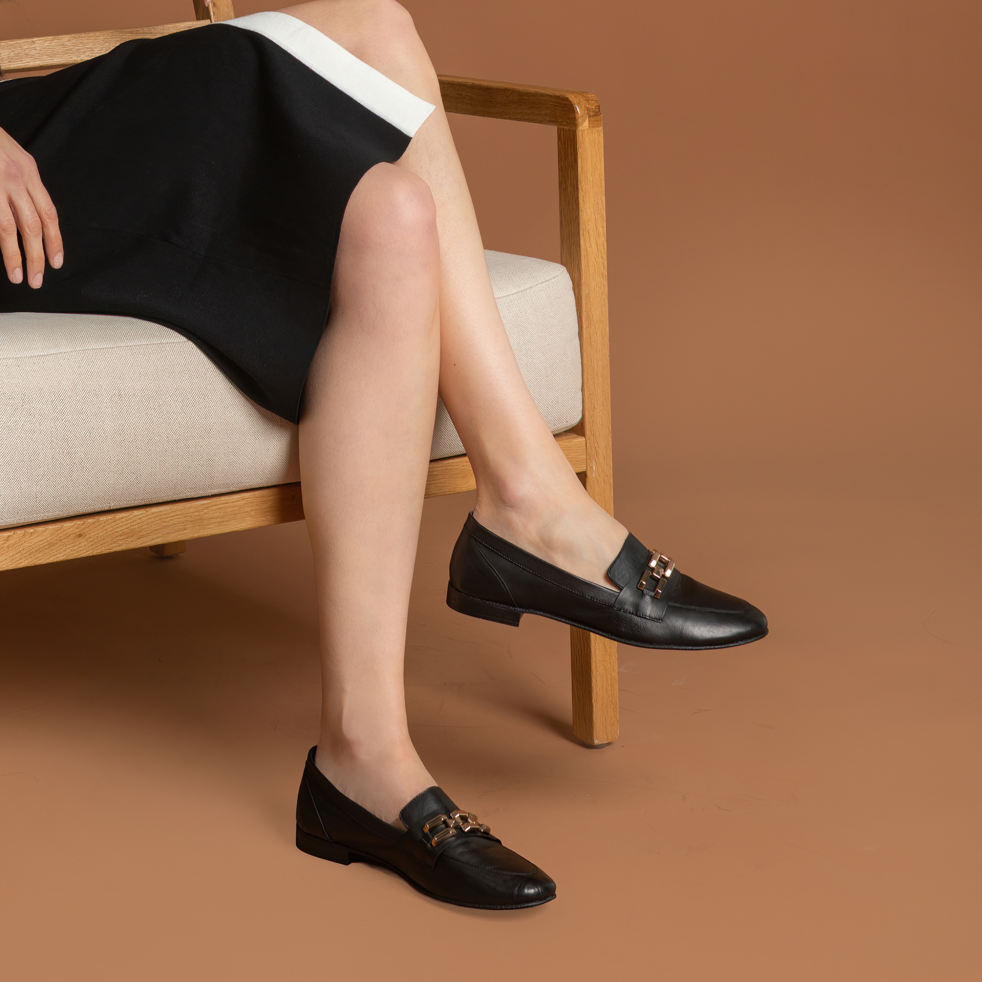 Gyor Black Leather Loafers