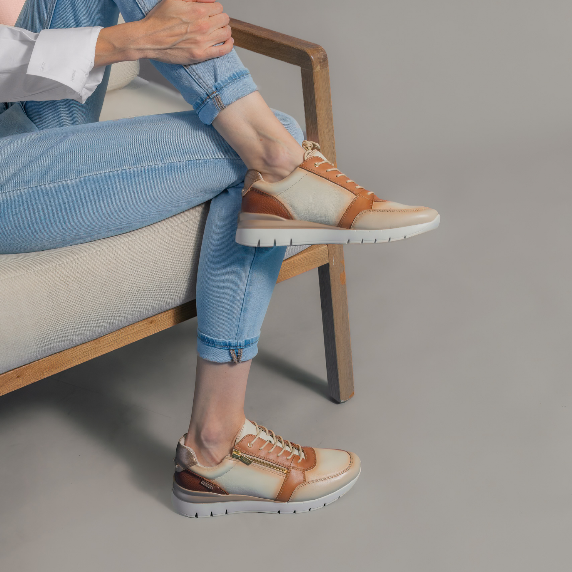 W4R-6718C4 Nata Leather Sneakers