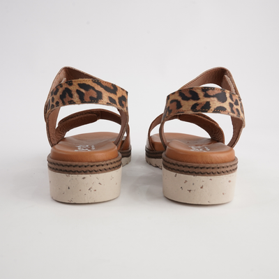 Lapel Cuero/ Leopard Leather Sandals