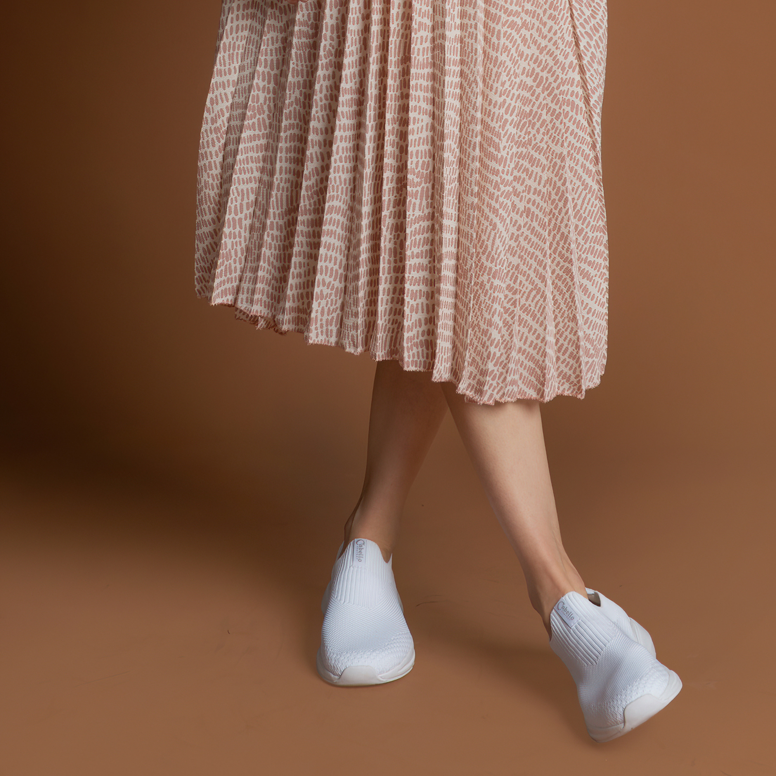 Stride Snow Sneakers