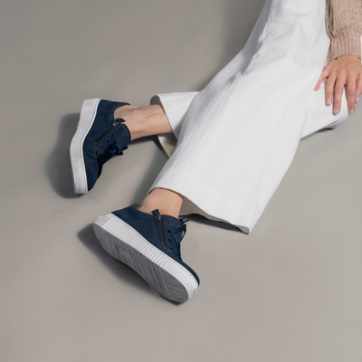 Amelia Atlantik Suede Leather Sneakers