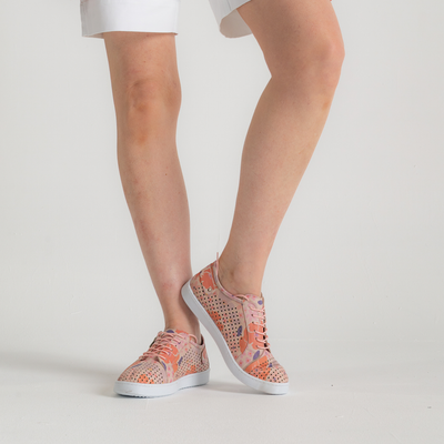 Eg17p Mojave Leather Sneakers