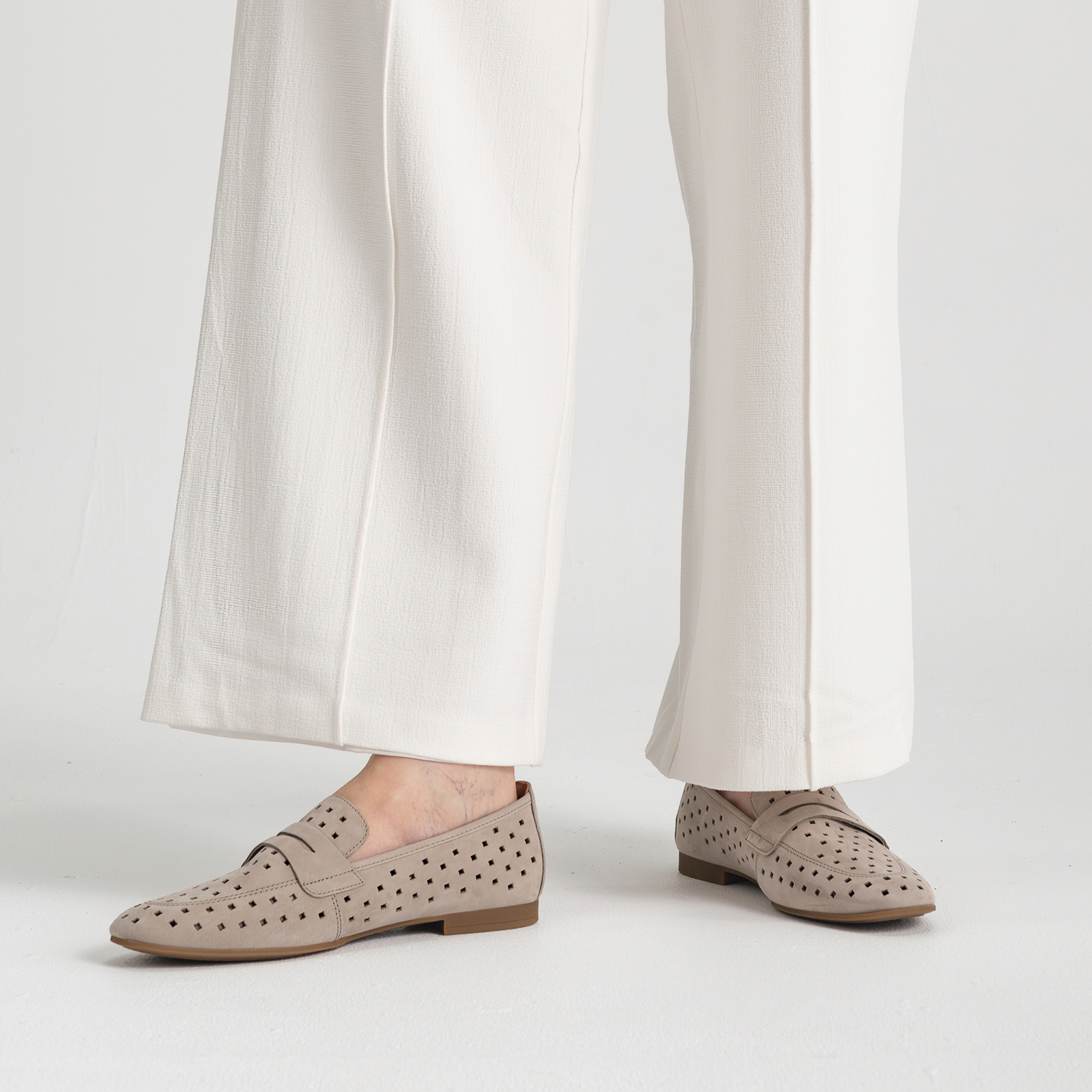Dorothy Linen Nubuck Leather Loafers