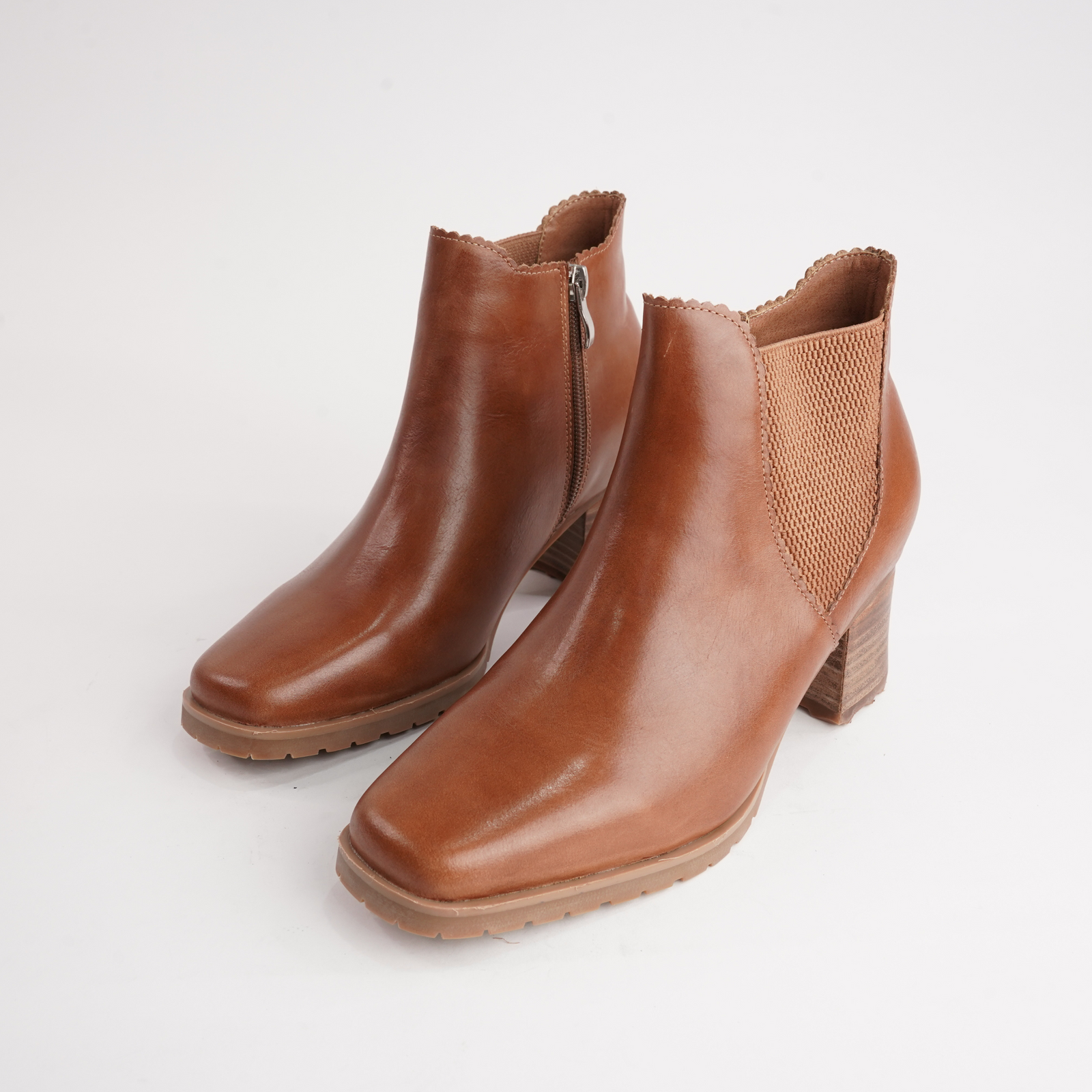 Loz Tan Leather Ankle Boots